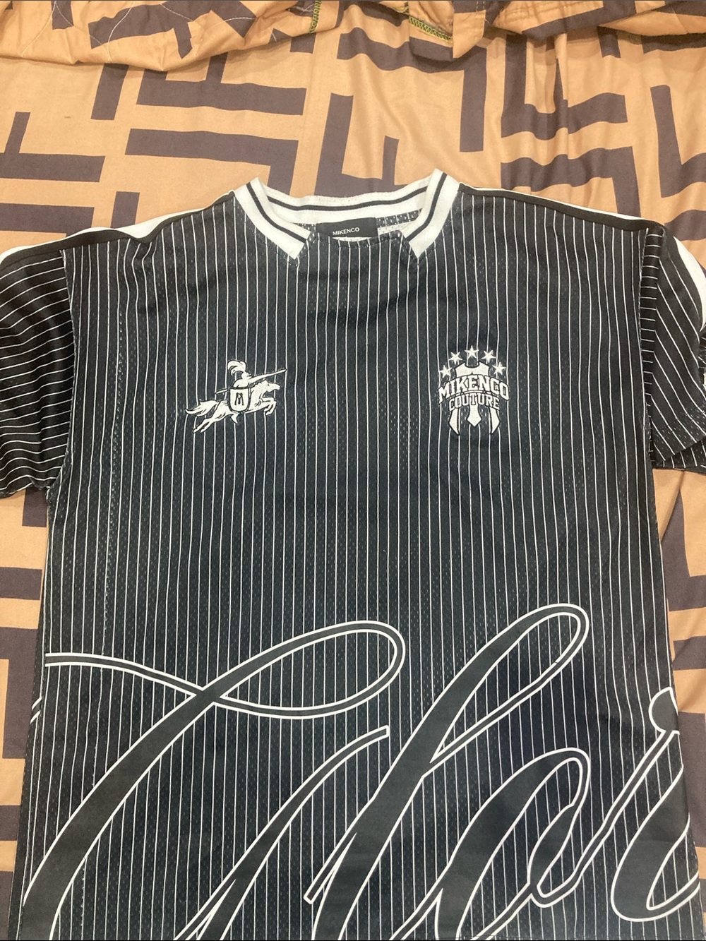 Men’s Black Pinstripe Graphic Shirt